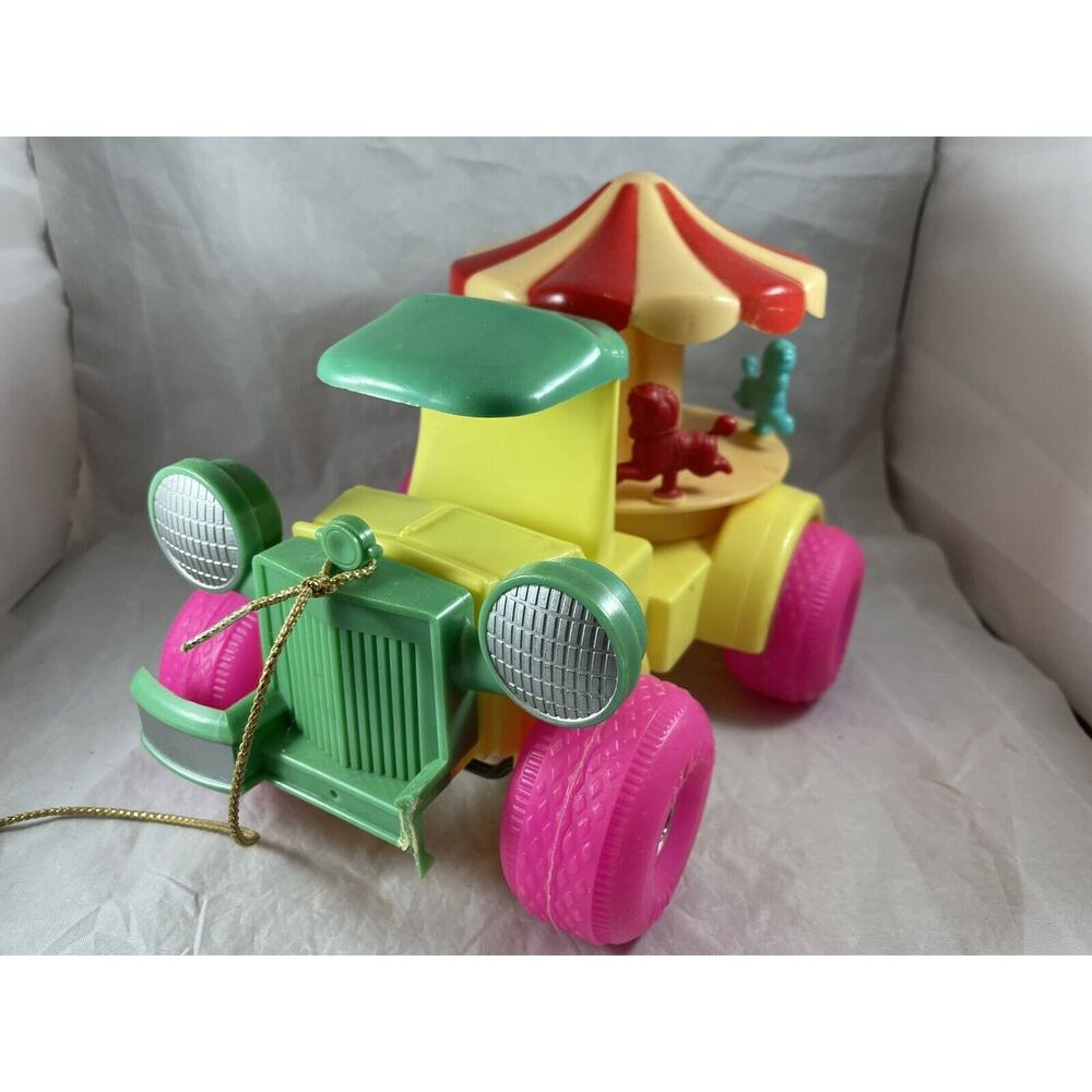 Scoot’em Carousel Truck Mascon Toy Company Rare Vintage Issues‎